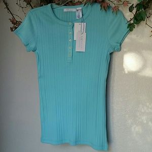 Liz Wear ribbed shirt
